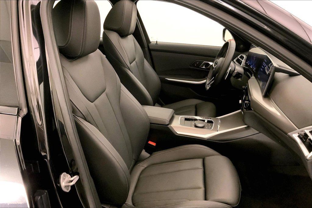 Certified 2025 BMW M340i xDrive AWD/4WD image 6