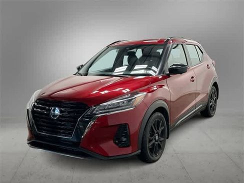Used 2021 Nissan Kicks SR w/ SR Premium Package image 1