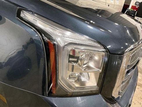 Used 2019 GMC Yukon SLT image 29