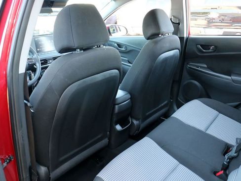 Used 2023 Hyundai Kona SE AWD/4WD image 19