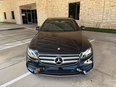 Used 2017 Mercedes-Benz E 300 image 3