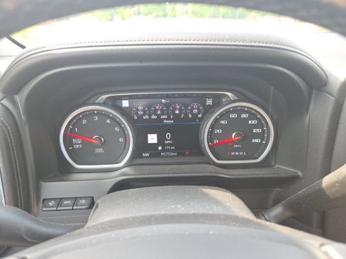 Used 2021 Chevrolet Silverado 1500 LTZ w/ Technology Package AWD/4WD image 27