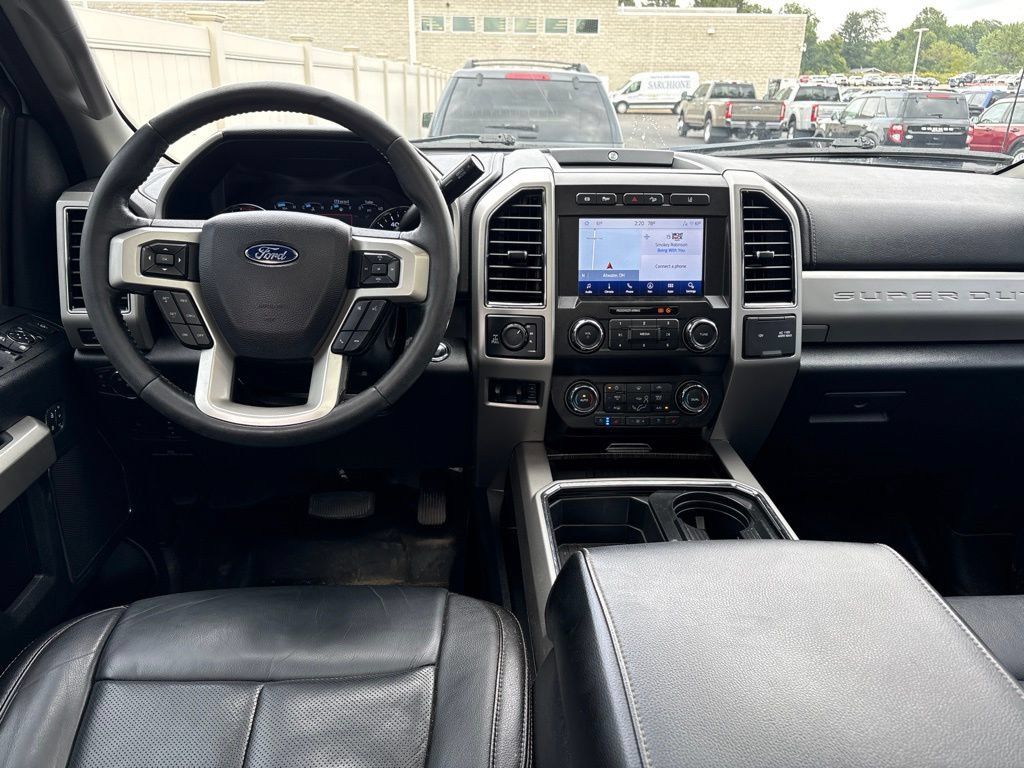 Used 2020 Ford F350 Lariat w/ Lariat Ultimate Package AWD/4WD image 9