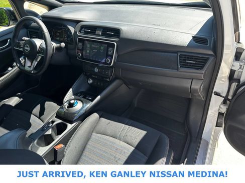 Certified 2024 Nissan Leaf SV Plus FWD image 20
