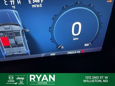 Used 2024 Ford F250 Lariat w/ Sport Appearance Package image 3