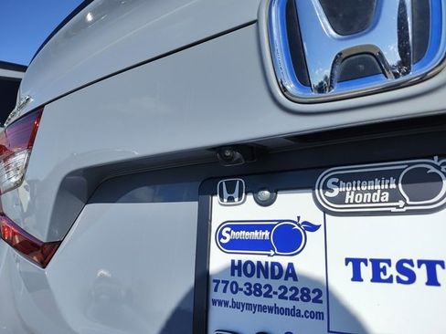 Used 2022 Honda Accord Sport image 8