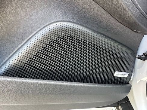 Certified 2025 Porsche Panamera 4 E-Hybrid AWD/4WD image 16