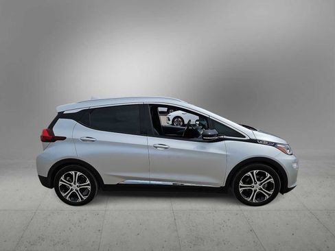 Used 2020 Chevrolet Bolt Premier w/ Infotainment Package image 9