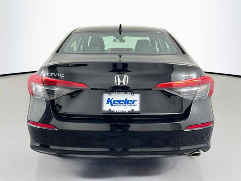 Used 2023 Honda Civic Sport image 5
