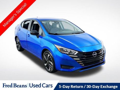 Used 2024 Nissan Versa SR FWD image 1