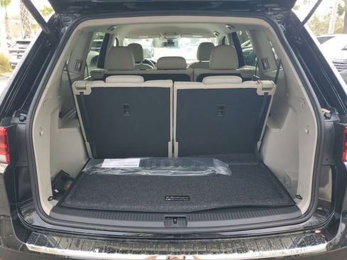 New 2026 Volkswagen Atlas SE image 7