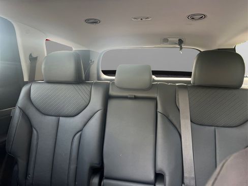Used 2025 Hyundai Palisade SEL image 17