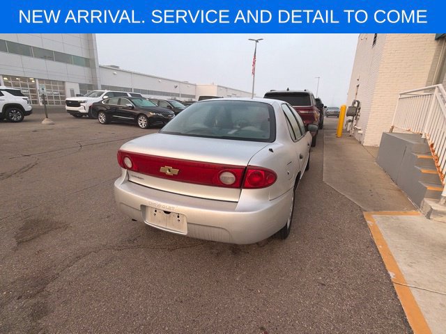 Used 2005 Chevrolet Cavalier Sedan w/ Preferred Equipment Group FWD image 8