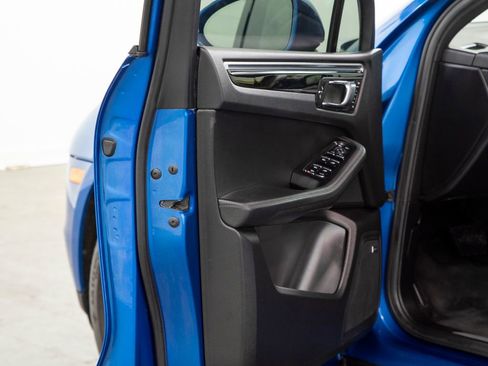 Used 2018 Porsche Macan S AWD/4WD image 8