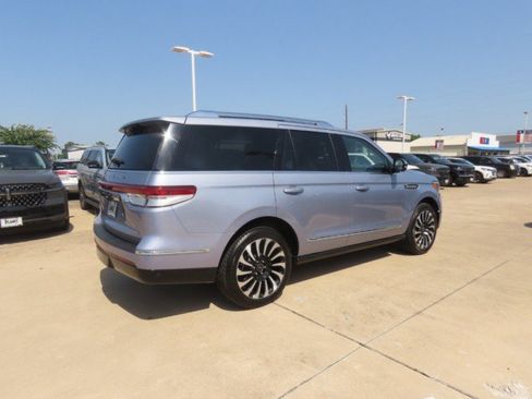 Used 2022 Lincoln Navigator Black Label AWD/4WD image 9