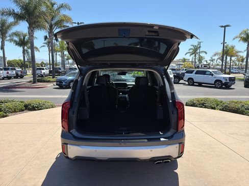 Used 2024 Kia Telluride S w/ S Sunroof Package FWD image 7