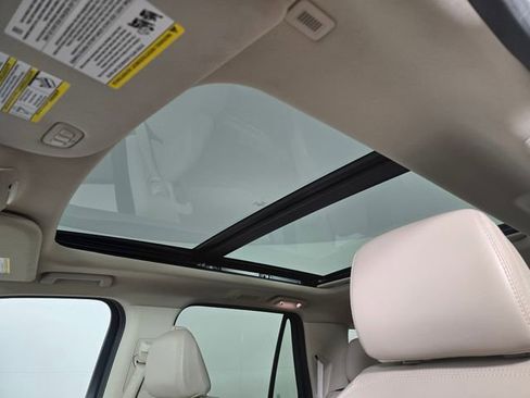 Used 2023 Ford Expedition Max Limited image 26