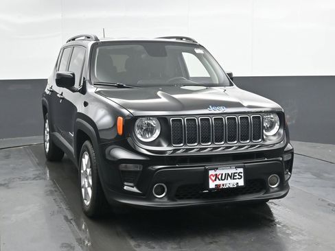 Used 2019 Jeep Renegade Latitude FWD image 5