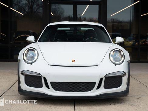 Used 2016 Porsche 911 GT3 RS image 5