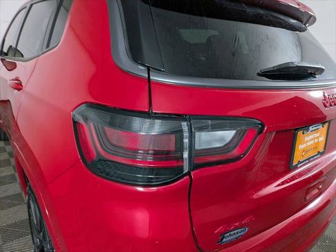 Certified 2022 Jeep Compass Limited w/ (RED) Package AWD/4WD image 11