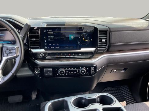 Used 2026 Chevrolet Silverado 1500 RST RWD image 7