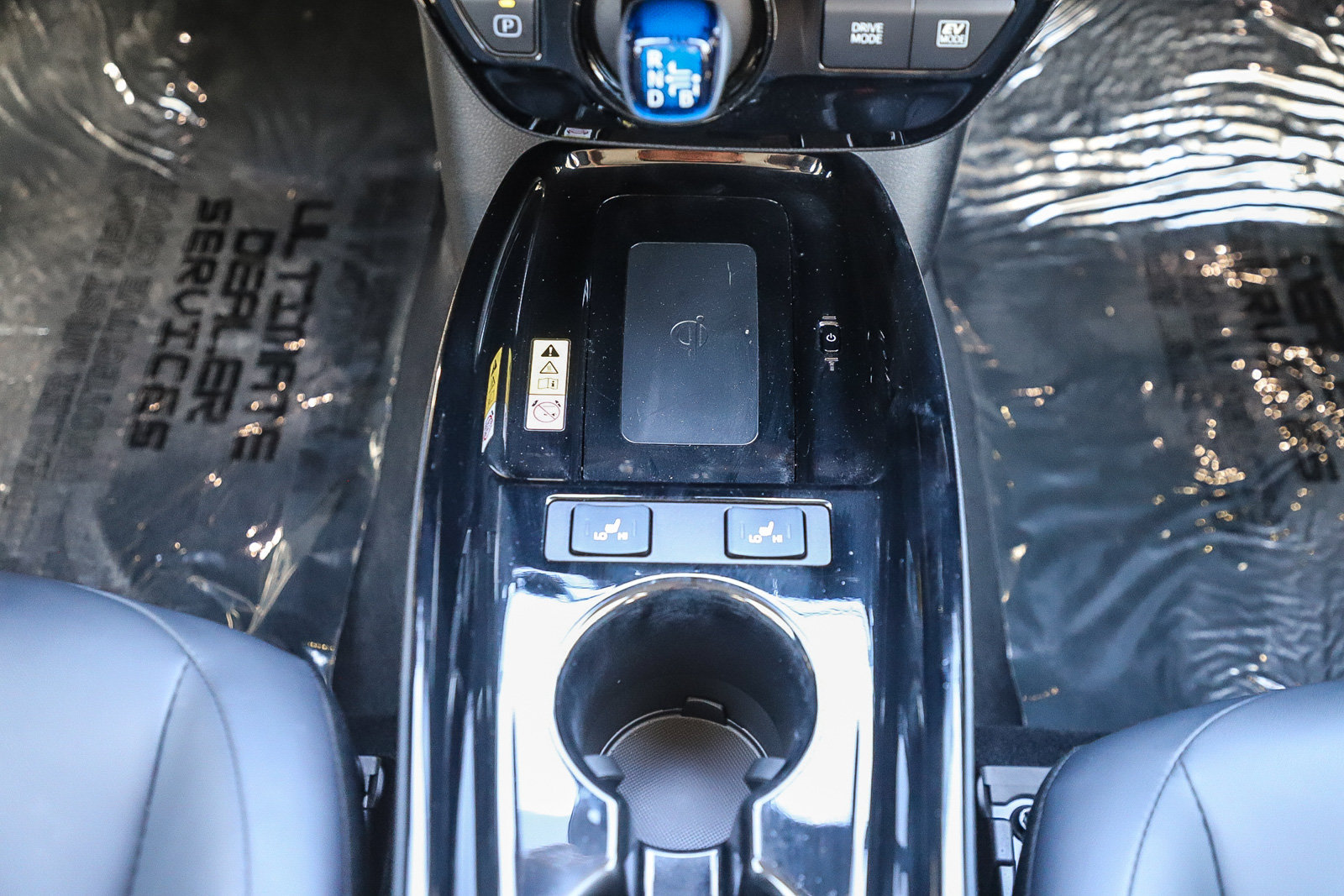 Certified 2022 Toyota Prius FWD image 15