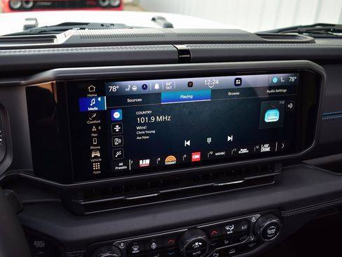 Used 2024 Jeep Wrangler High Altitude image 50