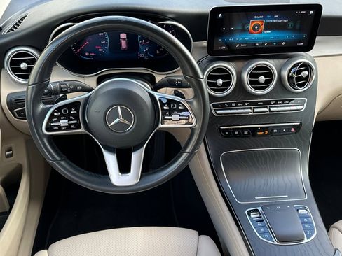 Used 2022 Mercedes-Benz GLC 300 GLC 300 image 16