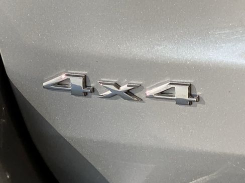 Used 2017 Jeep Grand Cherokee Laredo AWD/4WD image 11