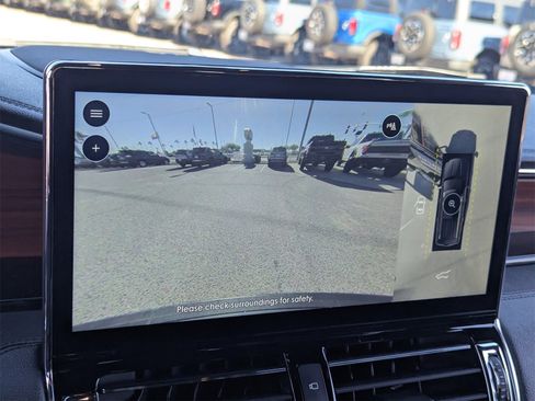 Used 2024 Lincoln Navigator Reserve image 22