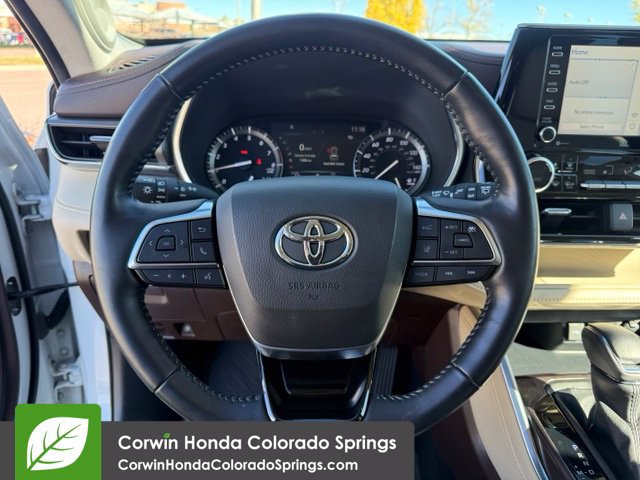 Used 2021 Toyota Highlander Limited AWD/4WD image 15