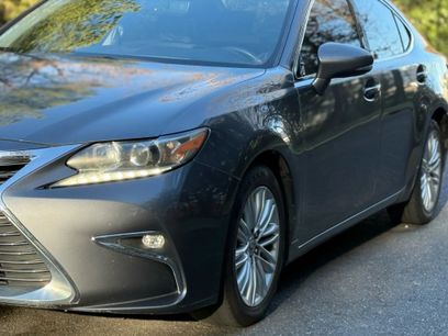 Used 2016 Lexus ES 350