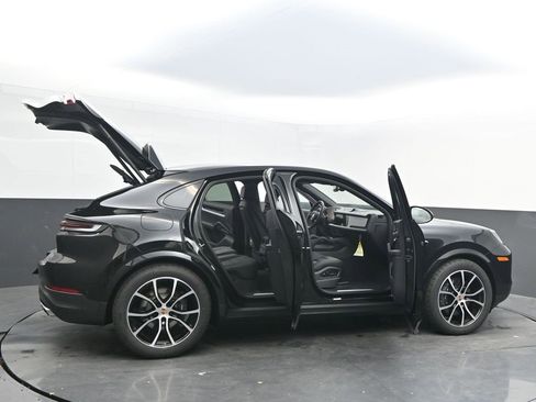 New 2026 Porsche Cayenne image 44