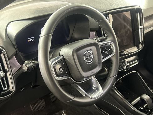 Used 2023 Volvo XC40 Recharge Plus AWD/4WD image 14