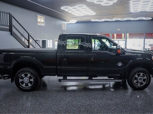Used 2011 Ford F250 Lariat w/ Lariat Ultimate Pkg AWD/4WD image 27