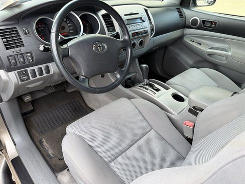 Used 2008 Toyota Tacoma PreRunner RWD image 10