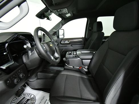 New 2026 Chevrolet Silverado 3500 LT w/ Convenience Package image 5