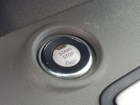 Used 2020 Nissan Frontier SV RWD image 30