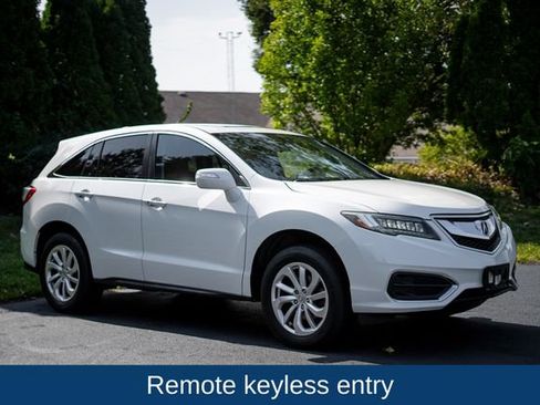Used 2017 Acura RDX AWD image 3