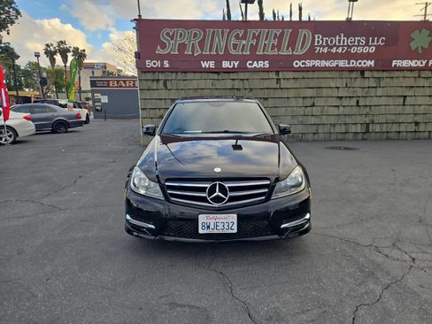 Used 2014 Mercedes-Benz C 250 Sedan image 2