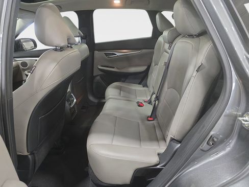 Used 2023 INFINITI QX50 Luxe FWD image 30
