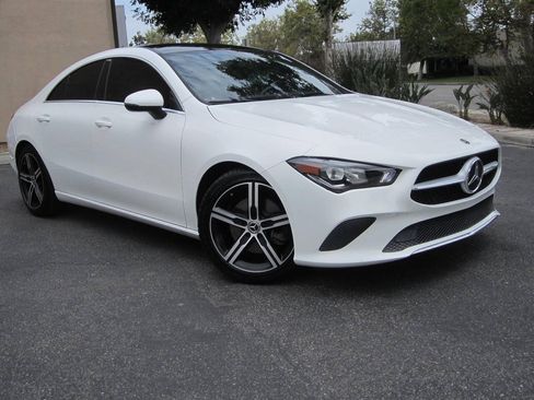 Used 2020 Mercedes-Benz CLA 250 image 2