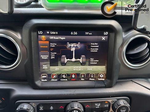 Certified 2023 Jeep Gladiator Rubicon w/ Cold Weather Group AWD/4WD image 91