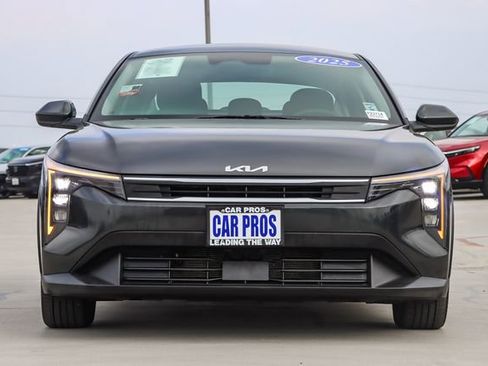 Used 2025 Kia K4 LXS image 4