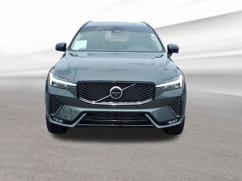 Used 2026 Volvo XC60 B5 Plus w/ Protection Package Premier AWD/4WD image 11