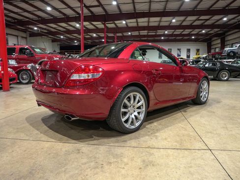 Used 2005 Mercedes-Benz SLK 350 image 22
