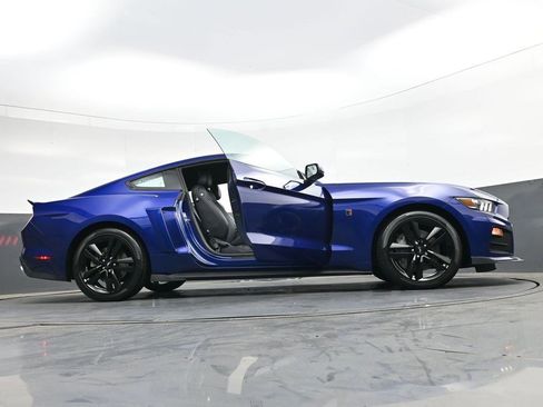 Used 2016 Ford Mustang Premium w/ Ecoboost Performance Package image 28