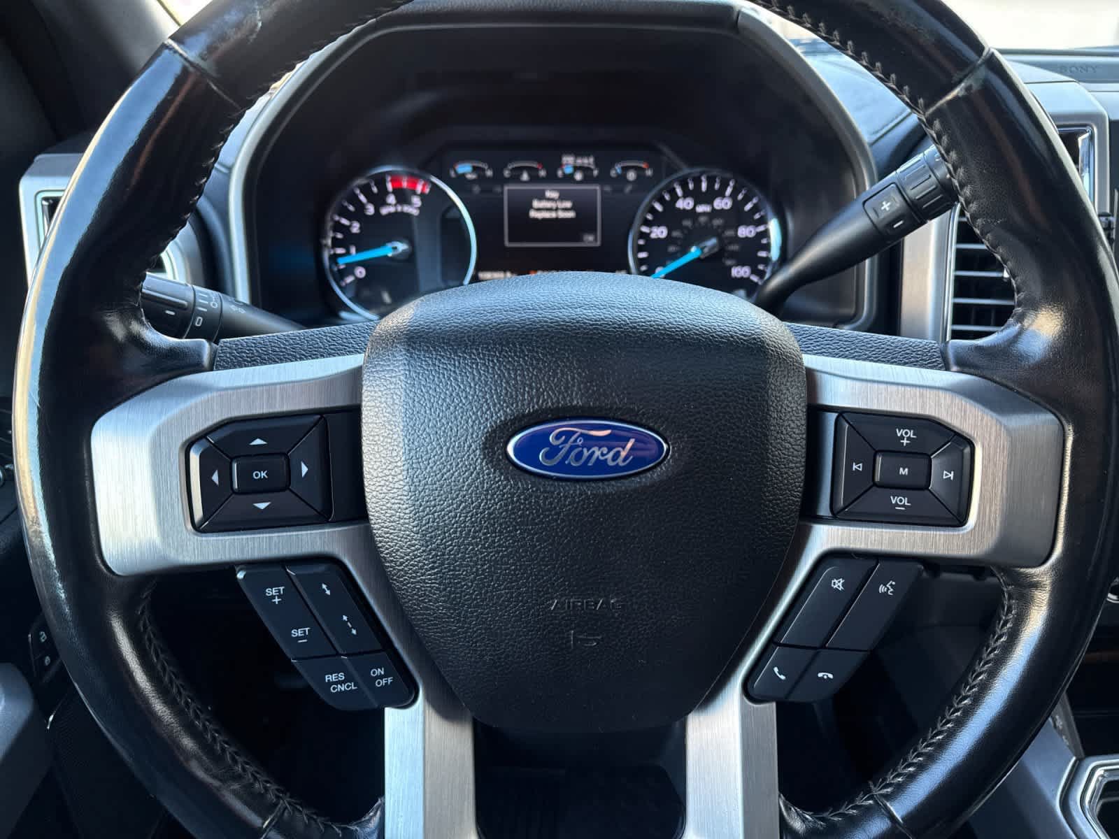 Used 2017 Ford F350 Platinum w/ Platinum Ultimate Package AWD/4WD image 23