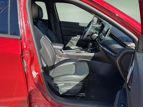 Used 2025 Jeep Compass Latitude w/ Altitude Special Edition image 11