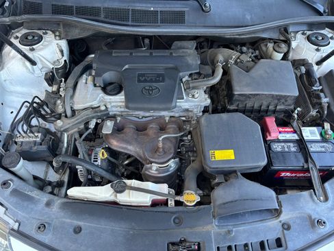 Used 2012 Toyota Camry SE image 19